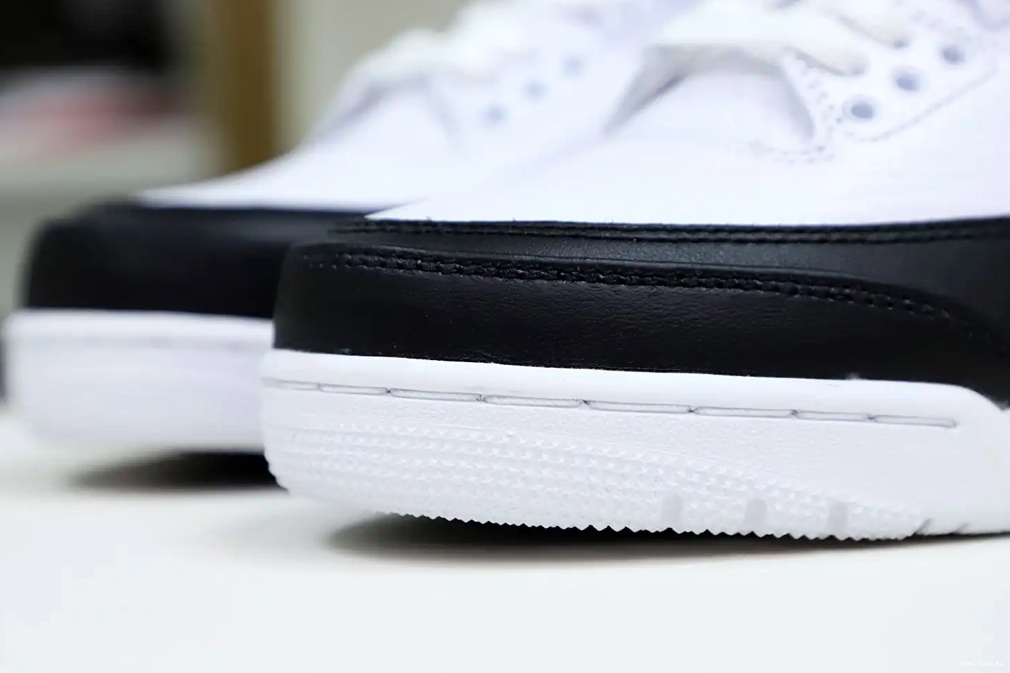 'WHITE' Kimikick RETRO DESIGN X FRAGMENT 3 AIR JORDAN SP 0708